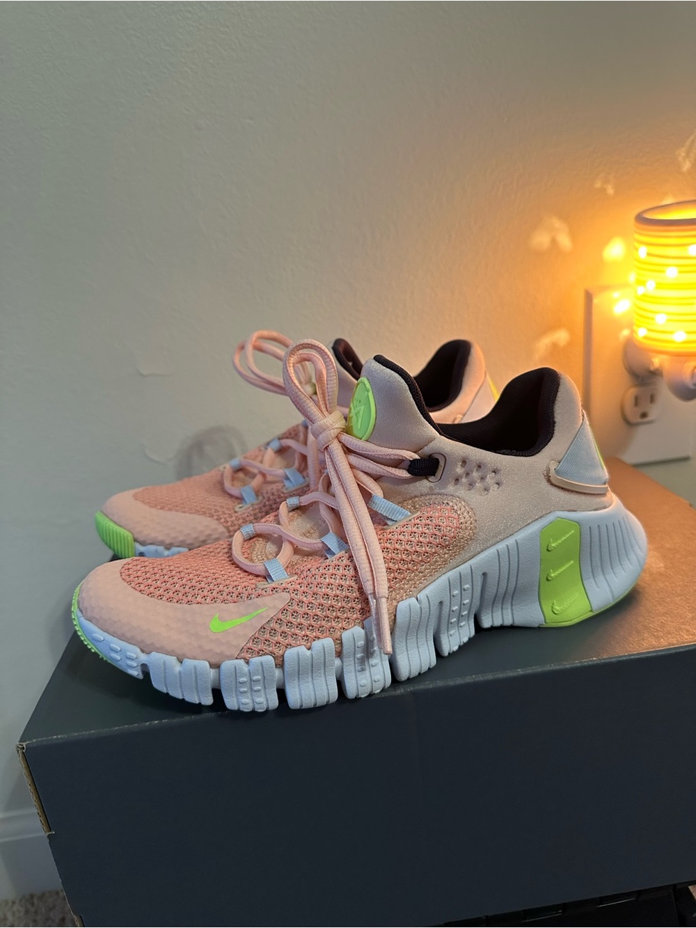 Nike Free Metcon 4, Women’s Arctic Orange Sneakers with Neon Green Accents size7